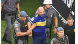 Detuvieron a hincha de Boca en Brasil por supuestos gestos racistas | 1000 Noticias