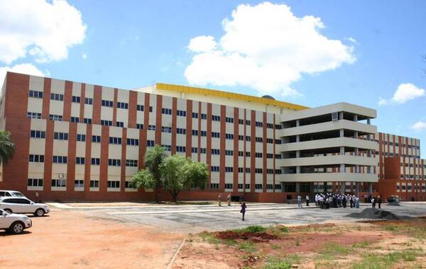 Crónica / Optimismo y esperanza en Clínicas por anunciar el “día Covid cero”