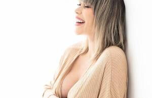 Crónica / [GALERÍA] Semi desnuda y a los 45 años, Leti Medina muestra su embarazo