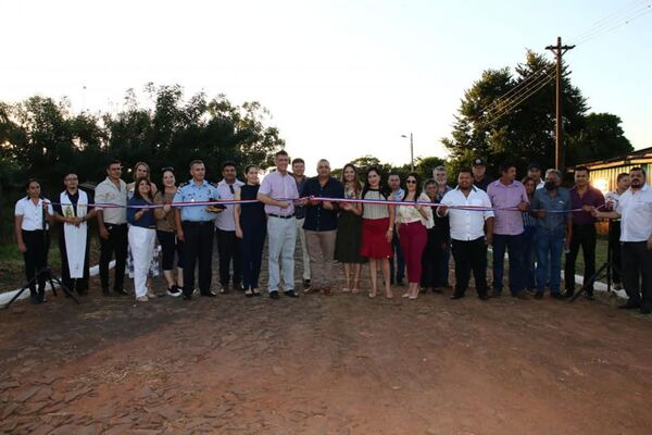 Gobernación de Amambay inauguró más de 8.600 metros de empedrado en Zanja Pytã - Radio Imperio