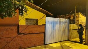 Barrio Obrero: allanan vivienda de uno de los sospechosos de sicariato - Nacionales - ABC Color