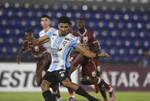 Diario HOY | Godoy decide el primer triunfo de Guaireña en los Grupos de la Sudamericana 