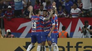 Fortaleza vence a Alianza Lima y consigue primer triunfo