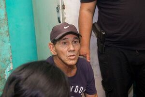 “Narcoabuelo” tiró su droga al inodoro cuando allanaban su vivienda - Nacionales - ABC Color