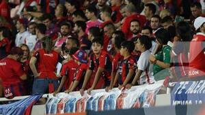 Crónica / Lo que Cerro pidió a sus hinchas para no ser sancionado por la Conmebol
