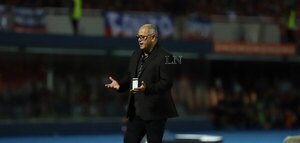 Versus / "Chiqui" Arce valoró el trabajo defensivo y la efectividad de Cerro - PARAGUAYPE.COM