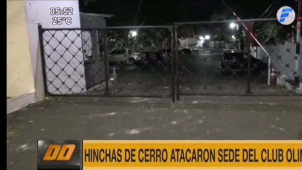 Hinchas de Cerro Porteño atacan la sede de Olimpia