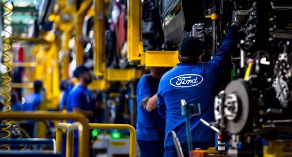 Ford Motor CO reporta pérdida de USD 3.100 millones en el primer trimestre