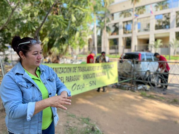 Diario HOY | Docentes protestan contra proyecto que penaliza cierres de ruta