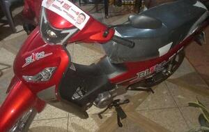 Roban moto a una joven por la que recién pago siete cuotas en Coronel Oviedo – Prensa 5