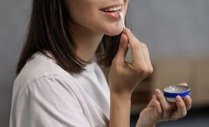 Estos hábitos pueden estar dañando la piel de tus labios