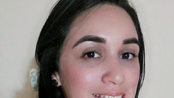 Hombre detenido y orden de captura contra otro en búsqueda de docente