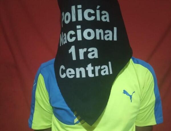 Joven pasajera de colectivo cayó al pavimento tras seguir a un delincuente que le robó el celular - San Lorenzo Hoy