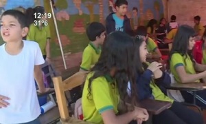 Estudian en medio de la precariedad en Limpio - SNT