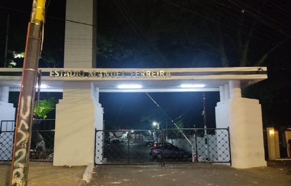 Fuerte comunicado de Olimpia: Repudia los incidentes frente a su sede por barrabravas cerristas