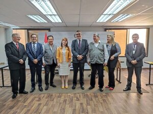 Diario HOY | Justicia Electoral y MEC renuevan convenio de pasantías educativas laborales