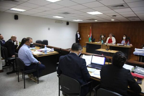 CSJ pasa la mano a exdiputado para suspender juicio oral por supuesto pedido de coima - Nacionales - ABC Color