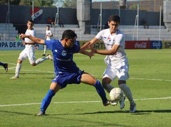 Las albirrojas trabajan a doble turno de cara a Copa América - La Clave