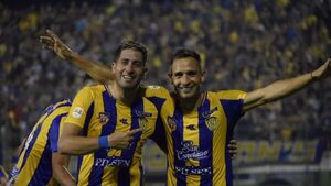 Intermedia: Chocan dos de los líderes en Luque