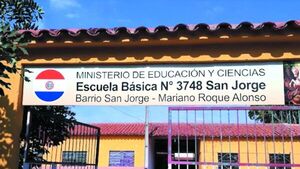 Echaron a alumno por discutir con la directora