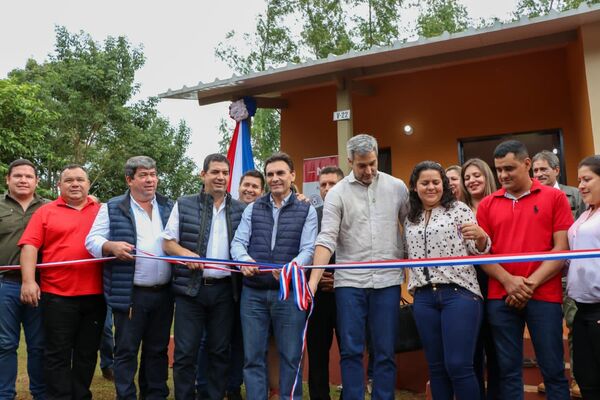Cerca de 50 familias de Independencia accedieron a viviendas sociales inauguradas por el Gobierno - .::Agencia IP::.