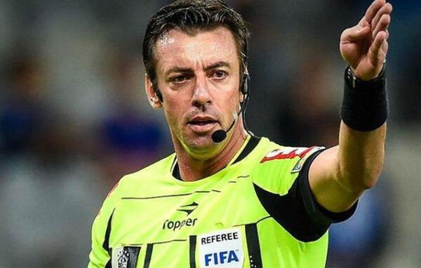 Raphael Claus, el elegido para arbitrar el duelo entre Cerro y Colón en Uruguay