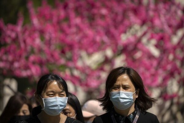 Beijing aumentó las restricciones por el brote de COVID