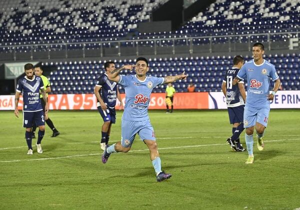 Resistencia vs. Ameliano: Resi vuelve a la victoria y hunde más a la V azulada - Fútbol - ABC Color