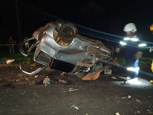 Un muerto y varios heridos tras cuádruple choque de vehículos - Noticiero Paraguay