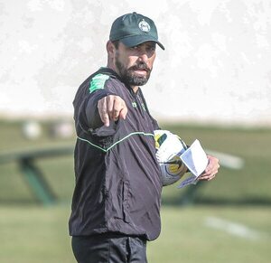 Atlético Mineiro visita al Goiás y Coritiba recibe al Fluminense - Fútbol - ABC Color