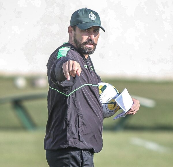 Atlético Mineiro visita al Goiás y Coritiba recibe al Fluminense - Fútbol - ABC Color