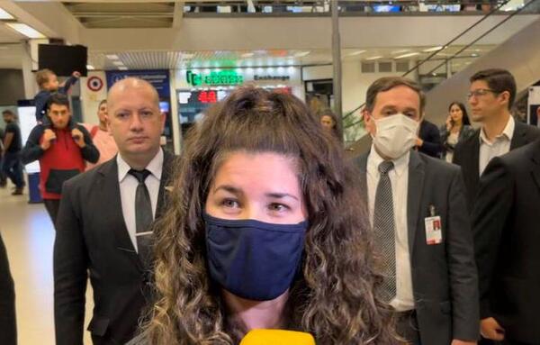 Cynthia Tarragó llegó este viernes al país, tras cumplir con su condena en Estados Unidos