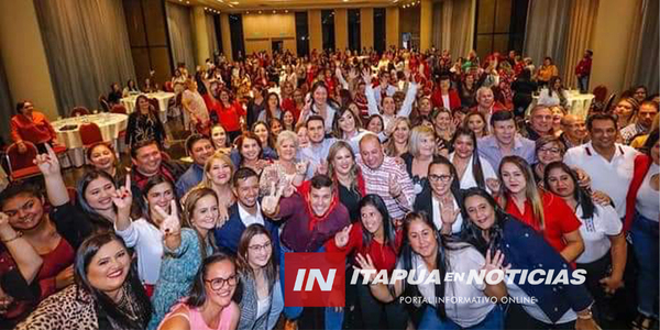GRAN ENCUENTRO DE MUJERES COLORADAS CON SANTI PEÑA