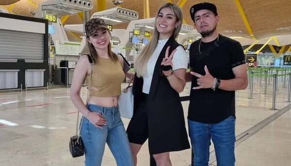 Crónica / Ramonita Vera es la guía turística de Nadia Portillo en España