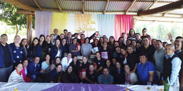 GRAN ENCUENTRO DE DOCENTES EN EL DISTRITO DE NUEVA ALBORADA