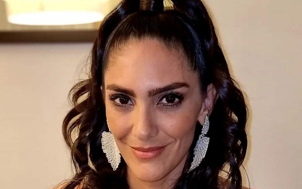 Lucía Sapena con Lali Espósito y la China Suarez en los Premios Platino - Te Cuento Paraguay
