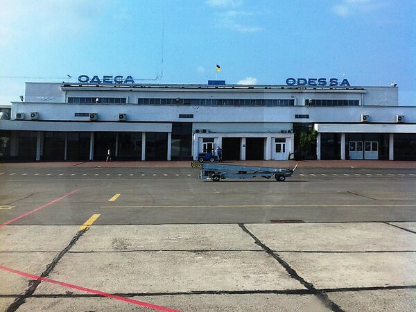 Diario HOY | Misil ruso destruye la pista del aeropuerto ucraniano de Odesa