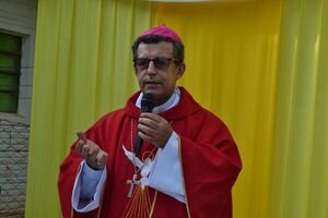 Obispo Collar: “La labor del docente no tiene precio” - Nacionales - ABC Color