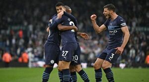 El City no falla en Leeds: contundente 4-0 para aferrarse a la punta de la Premier