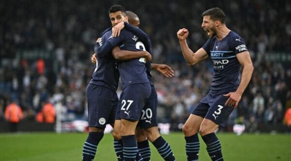 El City no falla en Leeds: contundente 4-0 para aferrarse a la punta de la Premier
