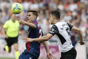 El Levante no alivia su situación ante el Valencia de Alderete - Fútbol Internacional - ABC Color
