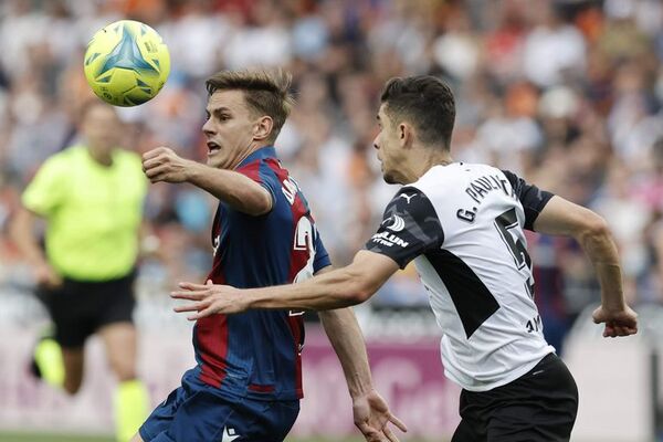 El Levante no alivia su situación ante el Valencia de Alderete - Fútbol Internacional - ABC Color