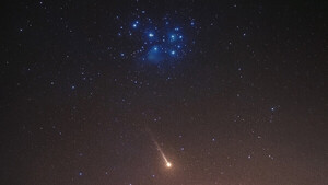 Diario HOY | "Esto no es un cometa": fotógrafo capta una cola brillante saliendo de Mercurio