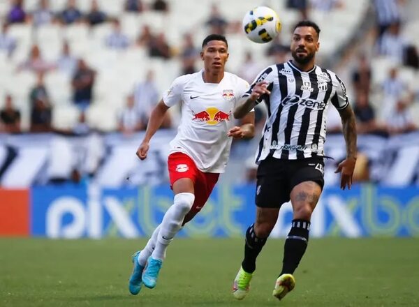 Bragantino vence a domicilio a Ceará y asume el liderato en Brasil - Fútbol Internacional - ABC Color