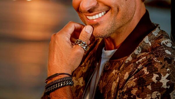 Pidió perdón a su profe escribiendo canción de Chayanne en examen