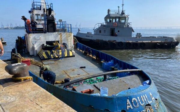 Siete personas son detenidas y cocaína es incautada en alta mar por la Policía Federal