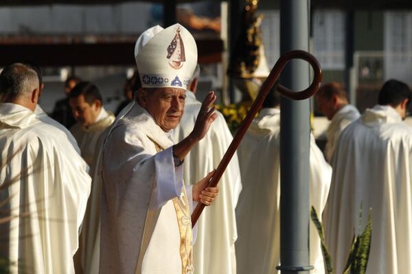 Caacupé: monseñor Ricardo Valenzuela habla del consumismo y pide que renovemos nuestro amén - Nacionales - ABC Color