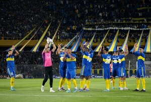 Boca Juniors, con participación de Óscar Romero, cumple y asegura su clasificación