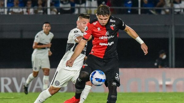 Mientras “espera” ganar la protesta al Olimpia, Colón quedó eliminado de torneo argentino