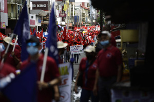 Trabajo digno, mejores salarios y respeto exigen en Panamá este 1 de mayo - MarketData